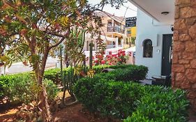 Ostria Apartments Kalives